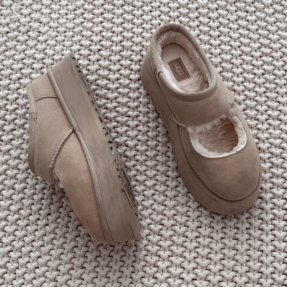 RARE ugg mustard seed bea platform mary jane